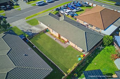 Photo of property in 118 Naylors Drive, Mangere, Auckland, 2022