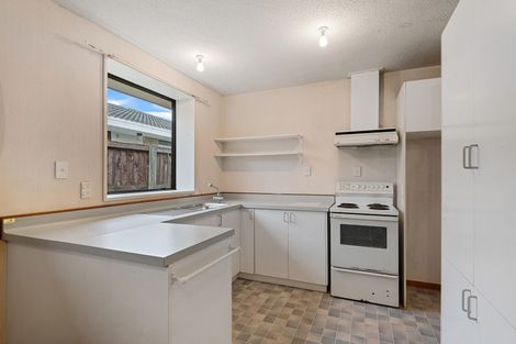 Photo of property in 6b Rolfe Place, Bishopdale, Christchurch, 8053