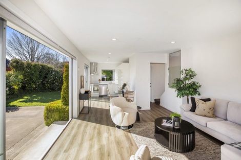 Photo of property in 1/54 Garreg Road, Bryndwr, Christchurch, 8052