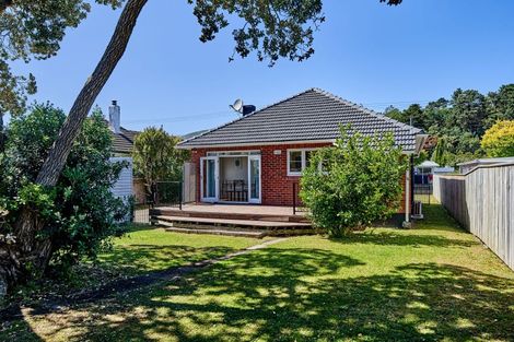 Photo of property in 55 Naenae Road, Naenae, Lower Hutt, 5011
