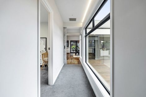 Photo of property in 28 Honeyfield Drive, Whalers Gate, New Plymouth, 4310