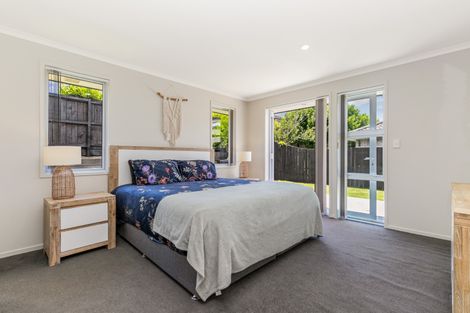 Photo of property in 39 Sunningdale Street, Wattle Downs, Auckland, 2103