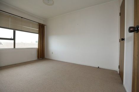Photo of property in 1/320 Pakuranga Road, Pakuranga Heights, Auckland, 2010