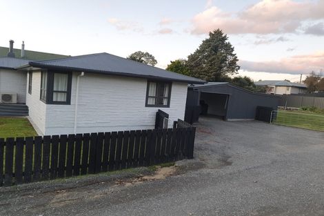 Photo of property in 47 Great North Road, Waipawa, 4210