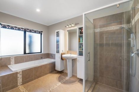 Photo of property in 8 Frame Crescent, Rolleston, 7614