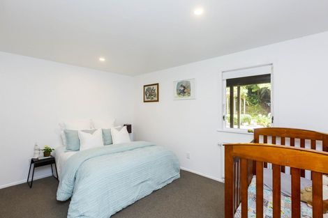Photo of property in 35 Chatsworth Road, Silverstream, Upper Hutt, 5019