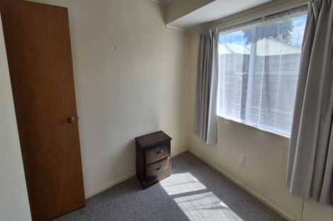 Photo of property in 14 Pemberton Crescent, Greerton, Tauranga, 3112