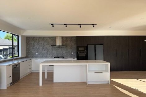 Photo of property in 102 Moffat Road, Bethlehem, Tauranga, 3110