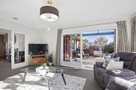 Photo of property in 6 Rossiter Avenue, Redwood, Christchurch, 8051