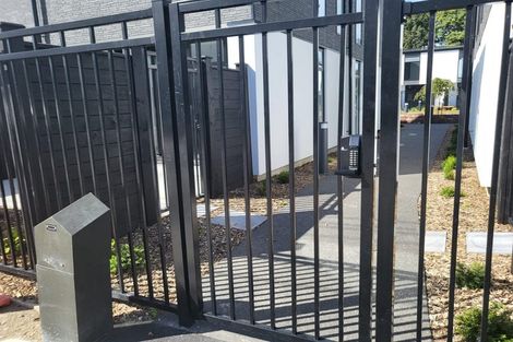 Photo of property in 1/10 New Brighton Road, Shirley, Christchurch, 8061