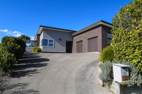 Photo of property in 25 Admiralty Place, Waikawa, Picton, 7220