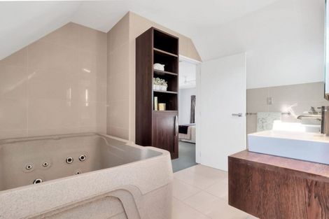 Photo of property in 56 Harbour Drive, Otumoetai, Tauranga, 3110