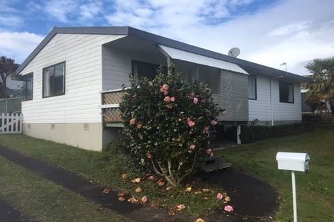 Photo of property in 74a Resolution Road, Welcome Bay, Tauranga, 3112