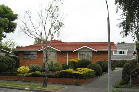 Photo of property in 36 Highland Place, Avonhead, Christchurch, 8042