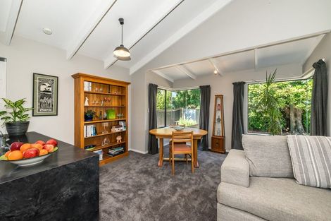 Photo of property in 11 Sunburst Court, Paraparaumu Beach, Paraparaumu, 5032