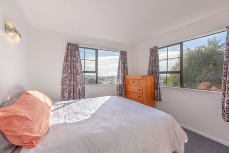 Photo of property in 11 Marne Grove, Waitangirua, Porirua, 5024