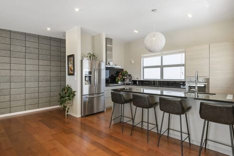 Photo of property in Wilk Heights, 2/8 Wilk Lane, Browns Bay, Auckland, 0630