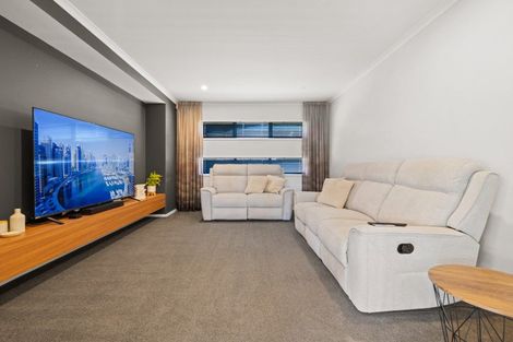 Photo of property in 16 Stace Hopper Drive, One Tree Point, 0118