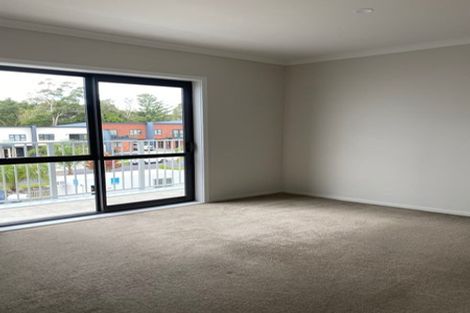 Photo of property in 31c/132 Stancombe Road, Flat Bush, Auckland, 2016