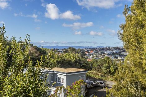 Photo of property in 69b Chamberlain Road, Karori, Wellington, 6012