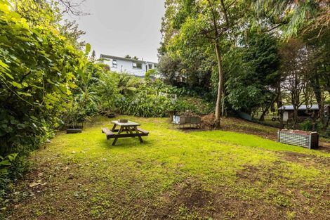 Photo of property in 136a Seaview Road, Westown, New Plymouth, 4310