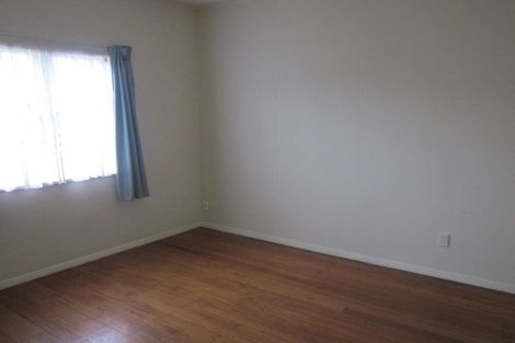 Photo of property in 35 Awamutu Grove, Waiwhetu, Lower Hutt, 5010