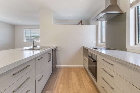 Photo of property in 28 Scoria Close, Pyes Pa, Tauranga, 3112