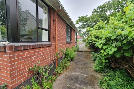 Photo of property in 44 Rowcliffe Crescent, Avonside, Christchurch, 8061