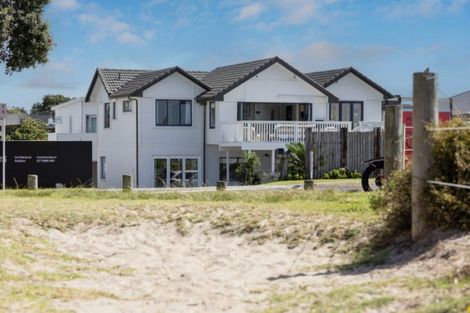 Photo of property in 4 Oceanbeach Road, Mount Maunganui, 3116