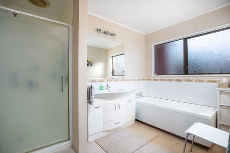 Photo of property in 12 Mace Street, Waitara, 4320