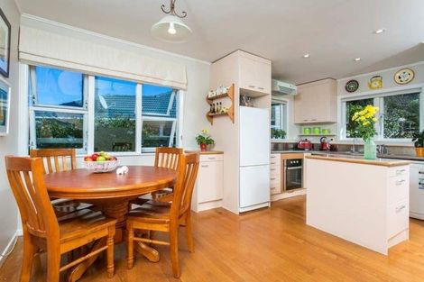 Photo of property in 10 Woodstock Road, Forrest Hill, Auckland, 0620