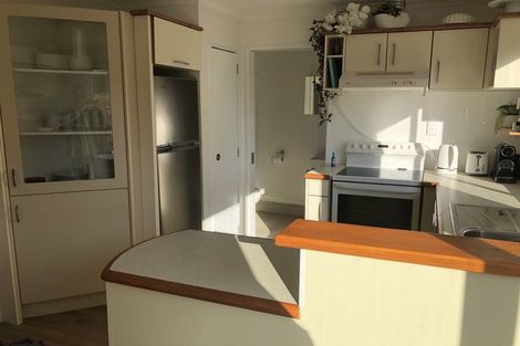 Photo of property in 72 Albany Highway, Greenhithe, Auckland, 0632