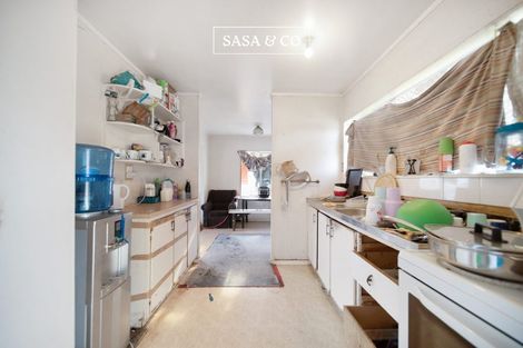 Photo of property in 4 Stoll Place, Clendon Park, Auckland, 2103