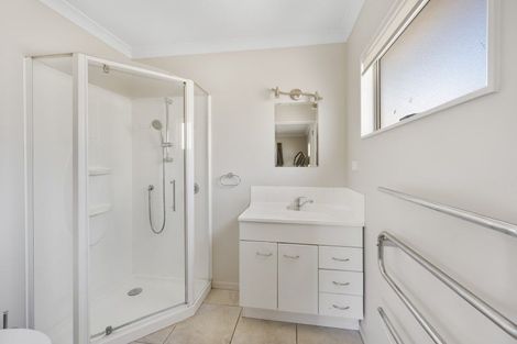 Photo of property in 19a Hammond Road, Taradale, Napier, 4112