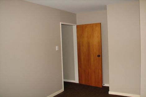 Photo of property in 8c Kruse Place, Redwood, Christchurch, 8051