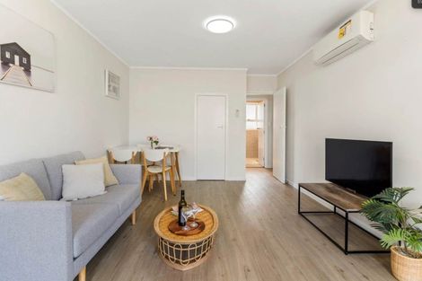 Photo of property in 3/2 Browns Road, Manurewa, Auckland, 2102