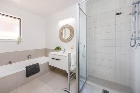 Photo of property in 14 Huamanu Street, Pukekohe, 2120