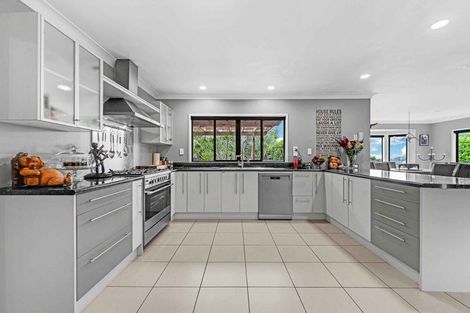 Photo of property in 1093 Glenbrook Road, Glenbrook, Waiuku, 2681