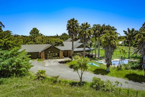 Photo of property in 116 Station Road, Kumeu, 0891