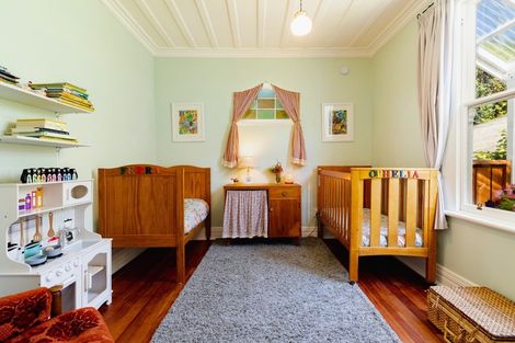 Photo of property in 76 Manapouri Street, Ravensbourne, Dunedin, 9022