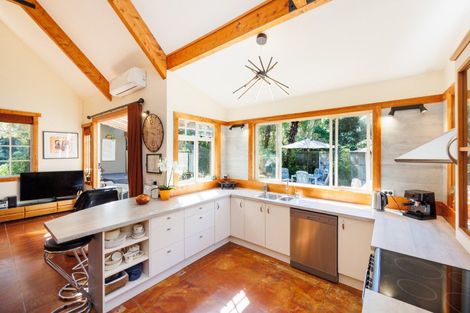 Photo of property in 355 Turitea Road, Turitea, Palmerston North, 4472