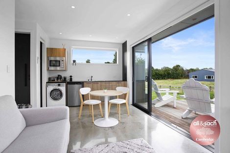 Photo of property in 1/45 Saint Kilda Road, Cambridge, 3434