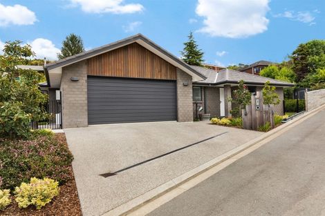 Photo of property in 31 Mooring Close, Whitby, Porirua, 5024