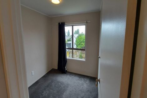 Photo of property in 5 Iris Place, Clendon Park, Auckland, 2103