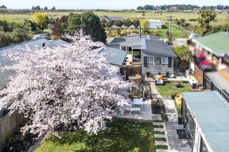 Photo of property in 47 Kings Avenue, Waikuku Beach, 7402