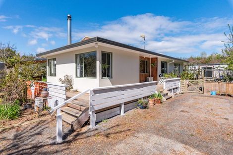 Photo of property in 35 Whelans Road, Levin, 5571