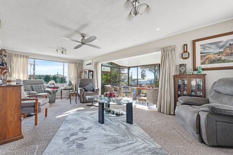 Photo of property in 104 Princess Street, Waitara, 4383