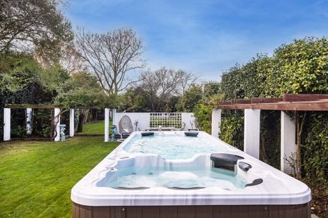 Photo of property in 36 Jacksons Road, Merivale, Christchurch, 8014