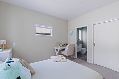 Photo of property in 125 Pendarves Street, New Plymouth, 4312
