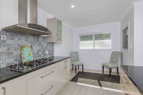 Photo of property in 38 Alderton Drive, Kerikeri, 0230